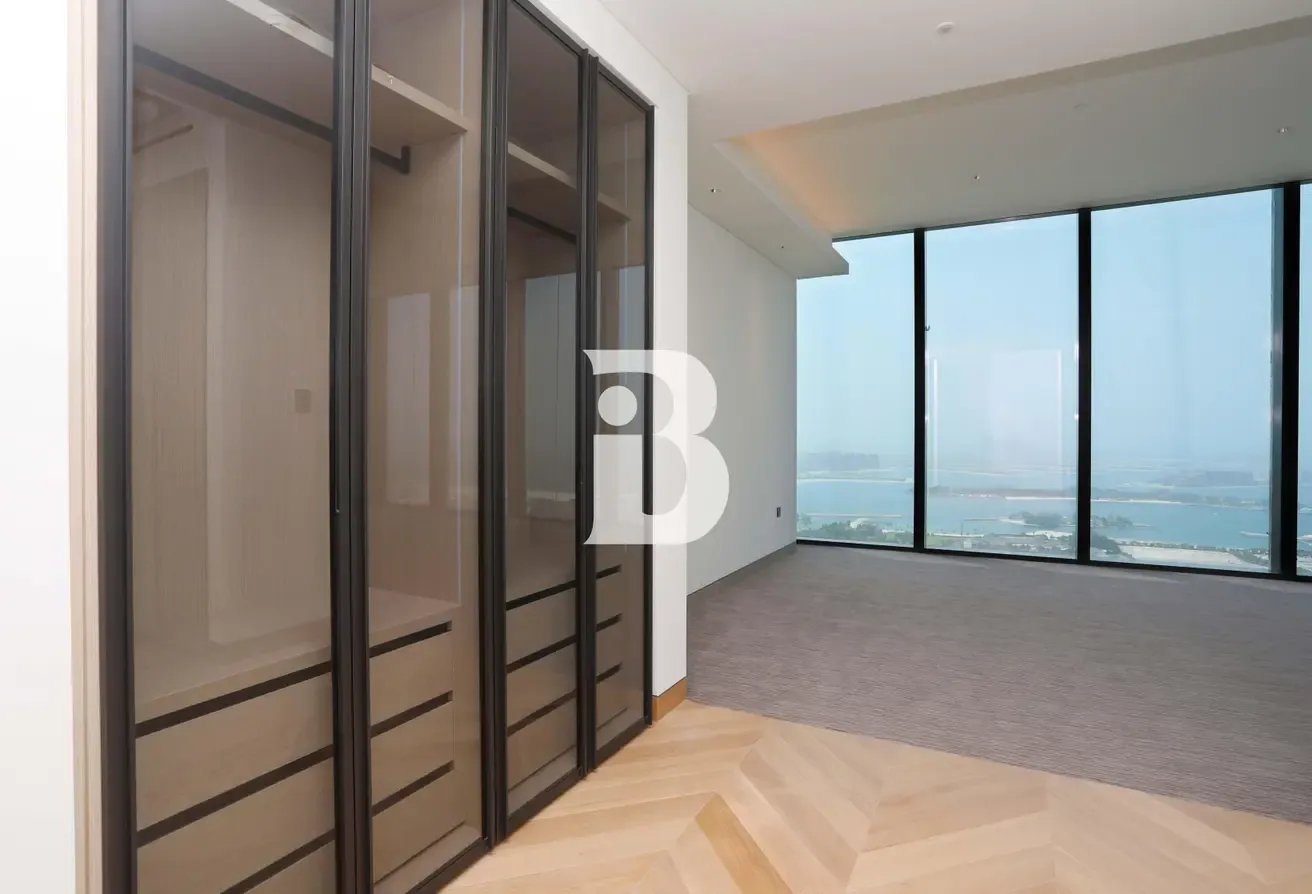 Exclusive High-Floor 4-Bedroom | S Tower