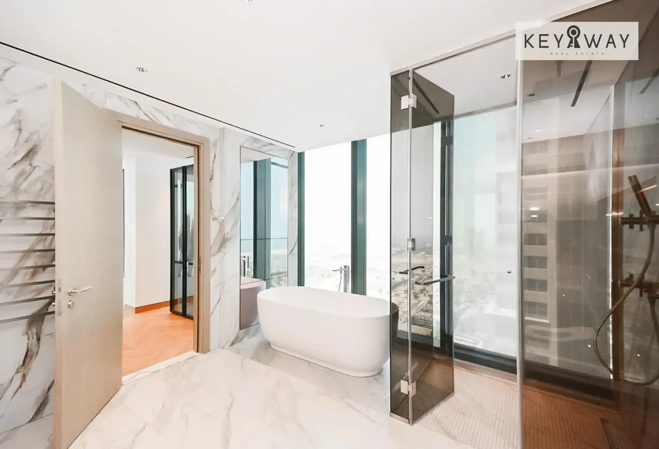 Expansive 4-Bed | Private Pool & Garden