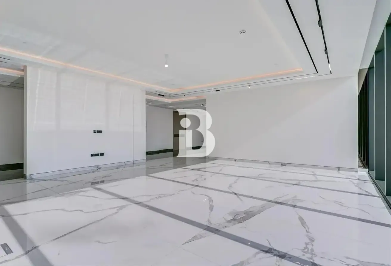 LUXURY APARTMENT I SPECIALIST I CALL NOW