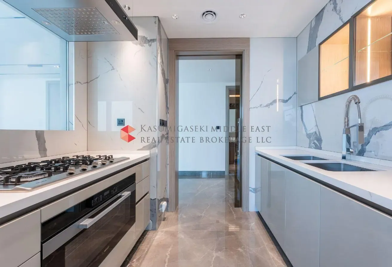 Prestigious S Tower Unit | Modern Elegance