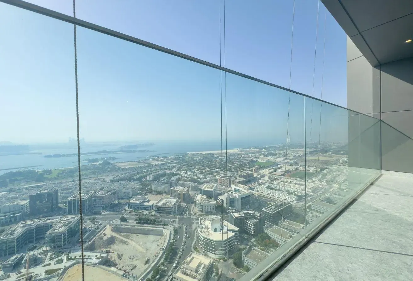 Palm View and Sea View | Luxury Living | Vacant