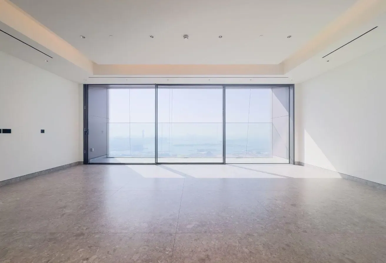 Palm View and Sea View | Luxury Living | Vacant