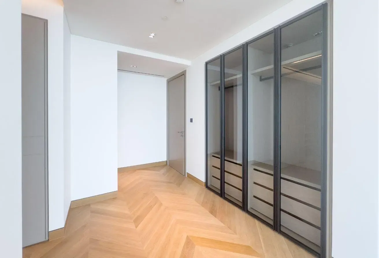 Palm View and Sea View | Luxury Living | Vacant