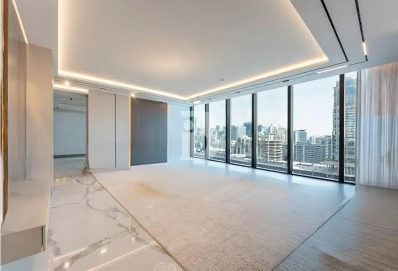 HIGH FLOOR I FURNISHED I READY TO MOVE