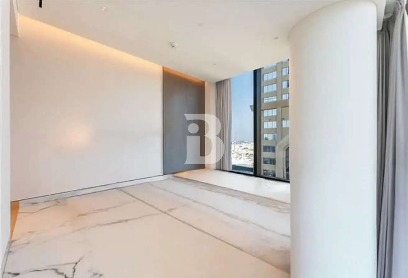 HIGH FLOOR I FURNISHED I READY TO MOVE