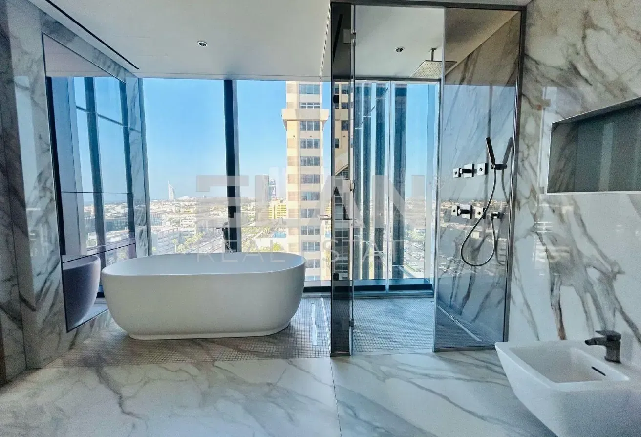 Ultra Luxury Residence| Burj Al Arab and WaterView
