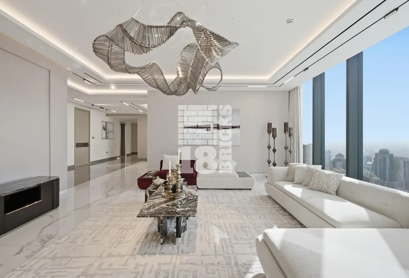 Luxuriously Furnished | 4 Bed + Maid | Sea View