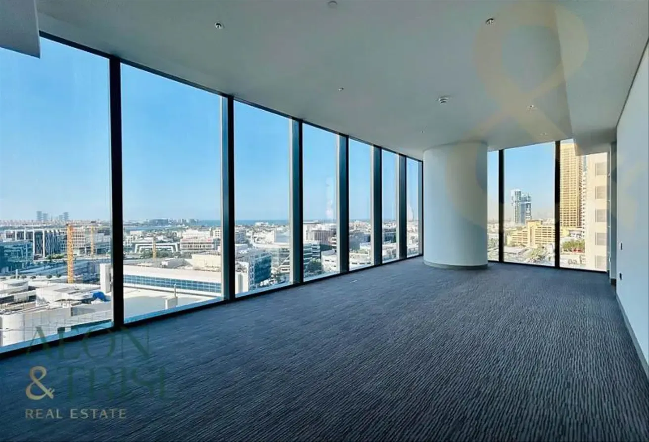Ultra Luxury 4BR | Panoramic Skyline and SZR Views