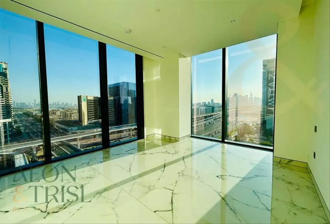 Ultra Luxury 4BR | Panoramic Skyline and SZR Views
