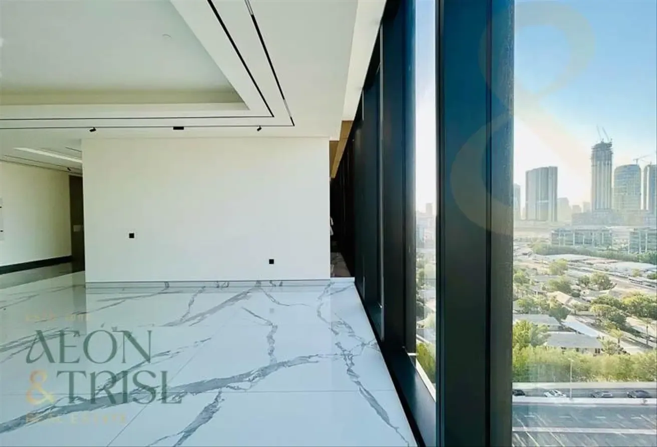 Ultra Luxury 4BR | Panoramic Skyline and SZR Views