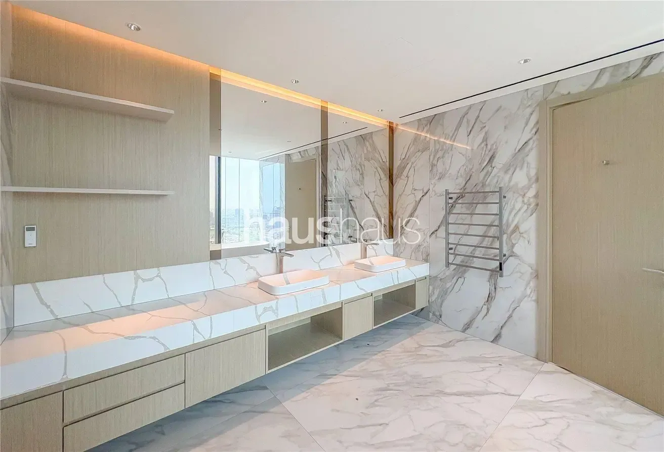 Luxury Penthouse | Incredible Views | Brande new