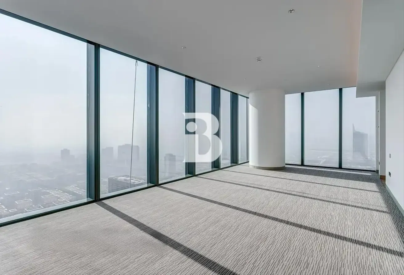 HIGHEST FLOOR I VACANT I MOTIVATED OWNER