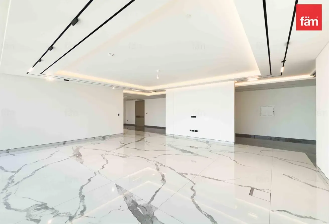 Stunning Marina Views | High End Finish | Vacant