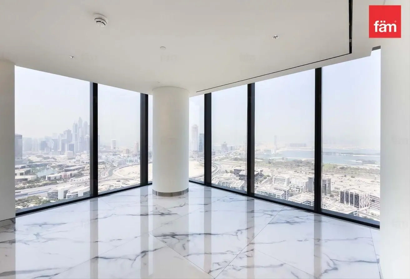 Stunning Marina Views | High End Finish | Vacant