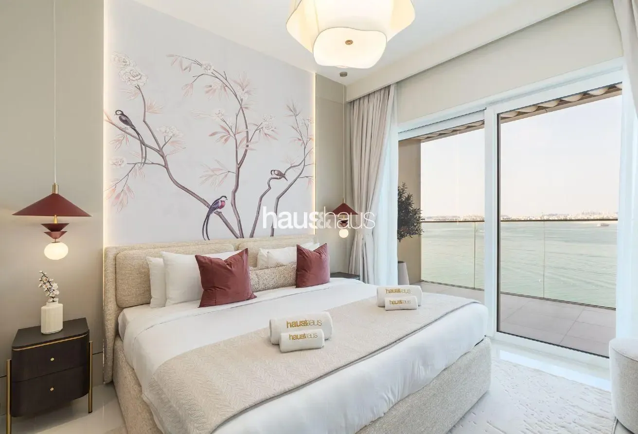 Luxurious 2BR | Breathtaking Sea and Beach View