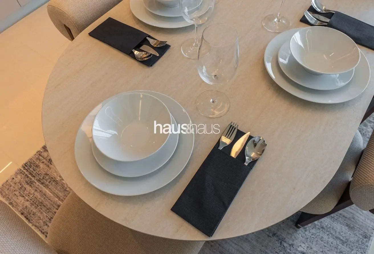 Luxurious 2BR | Breathtaking Sea and Beach View