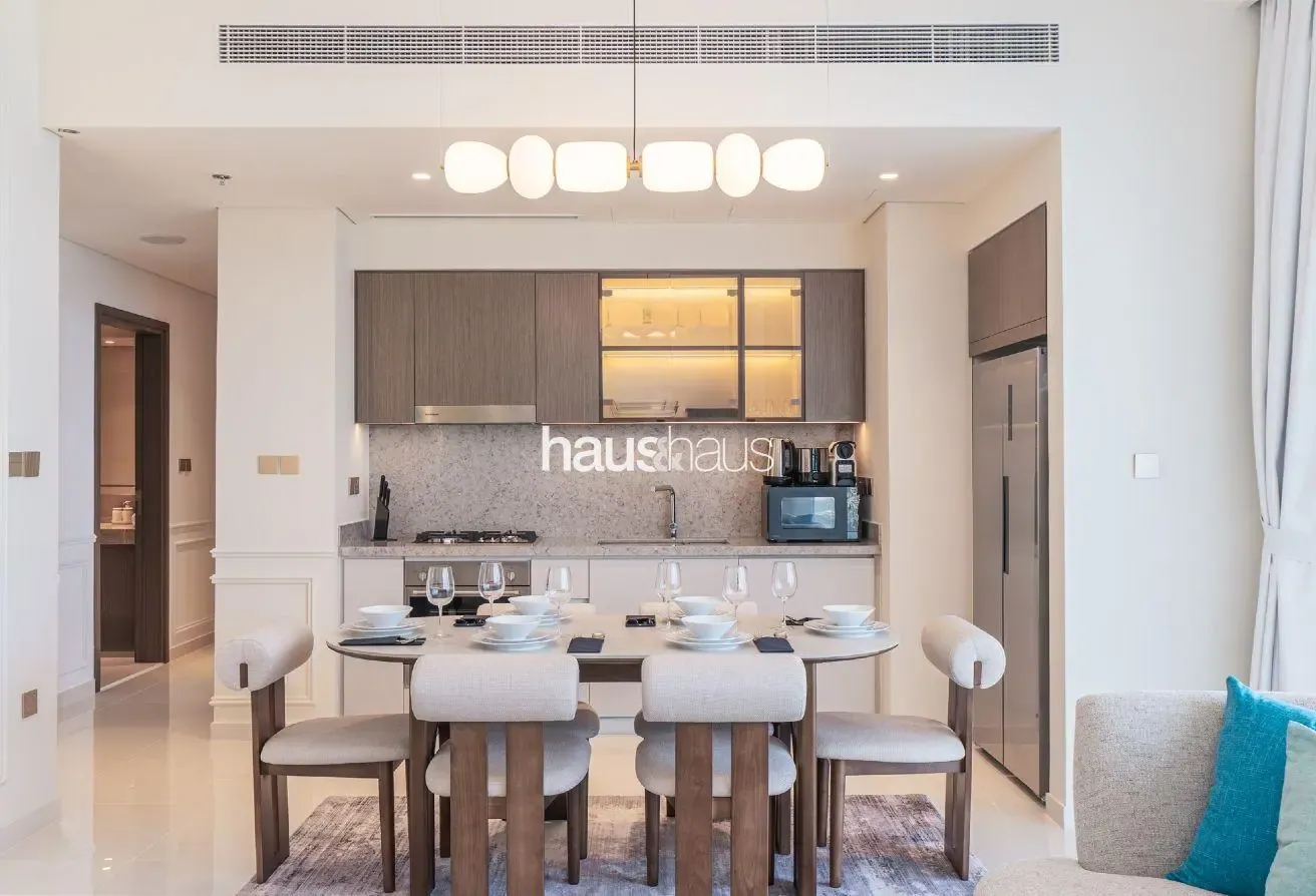 Luxurious 2BR | Breathtaking Sea and Beach View