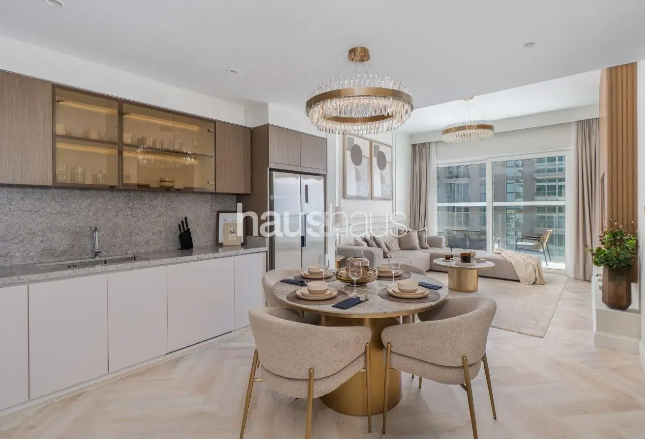 Luxurious 2BR | Direct Beach Access | High Floor