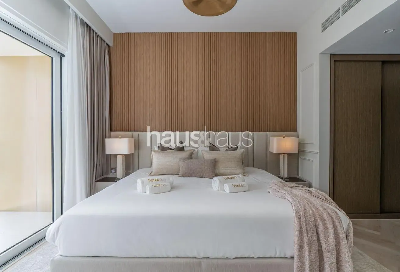 Luxurious 2BR | Direct Beach Access | High Floor