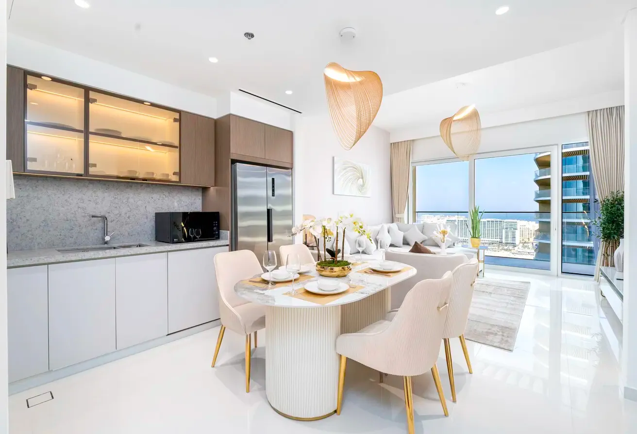 Exclusive Beachfront 2 Bed with Pool & Palm View