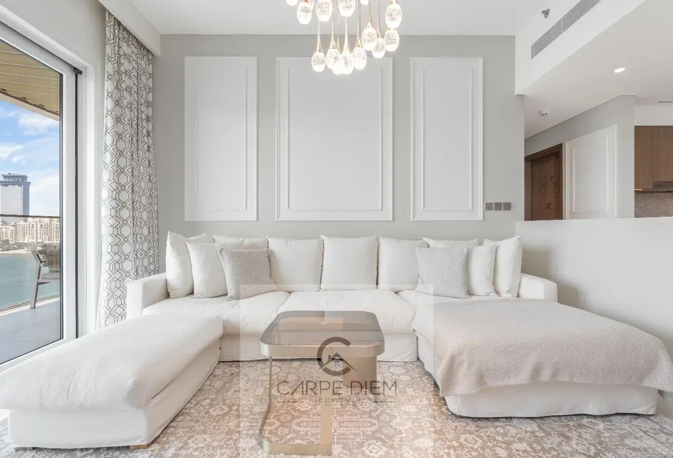 Seaside Luxury Unit - Full Palm View