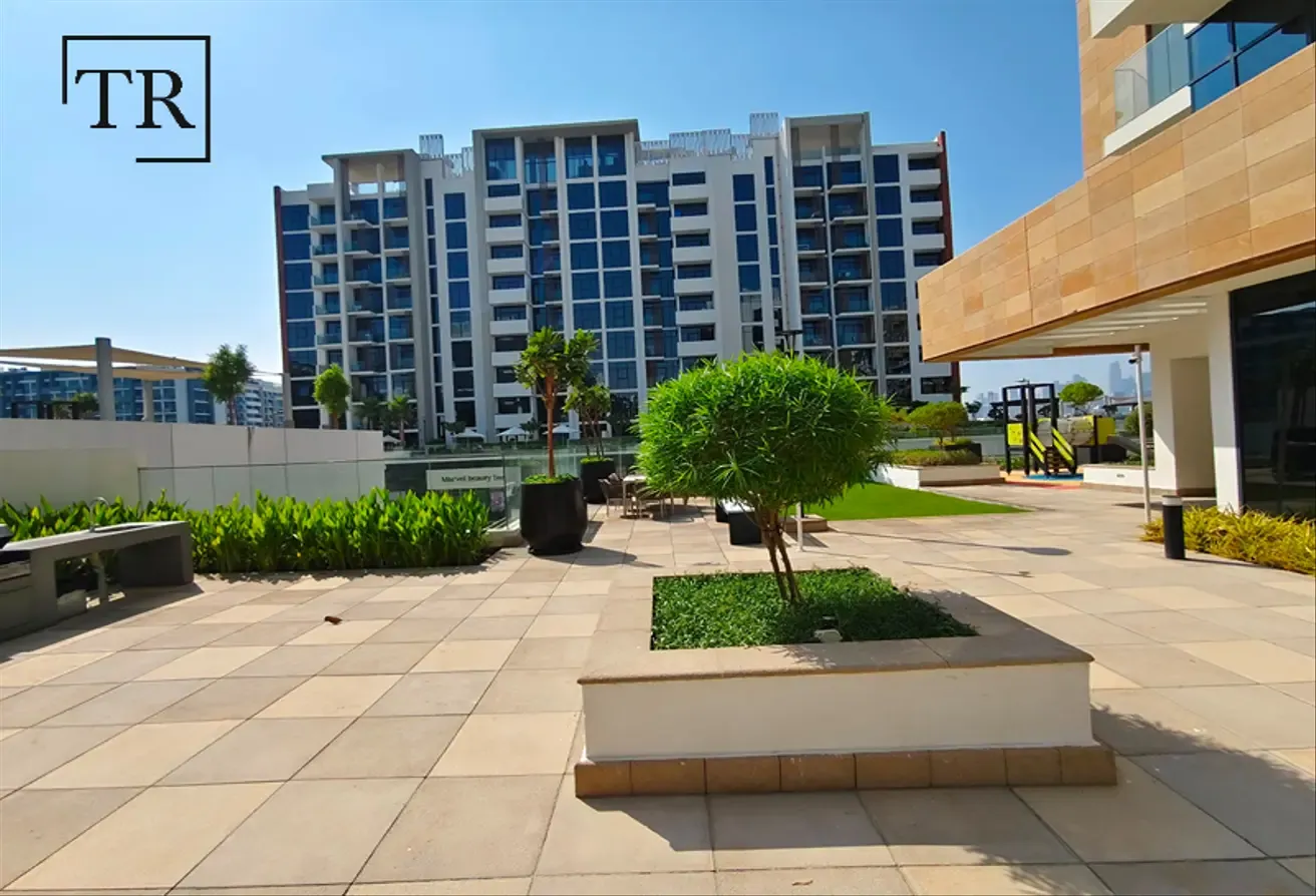 Spacious | Elegant Finishes | Open Views | 06 Chqs