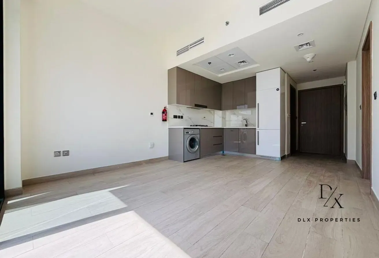 Multiple Units | Well Maintained | Chiller Free