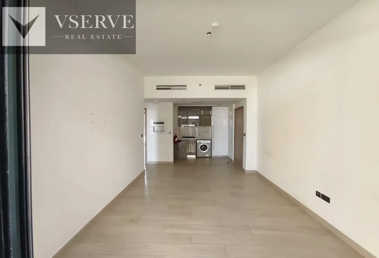 Best Price | 12 Cheques Available | Open View