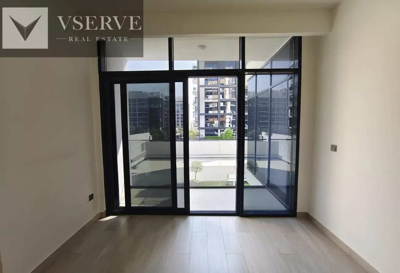 Best Price | 12 Cheques Available | Open View
