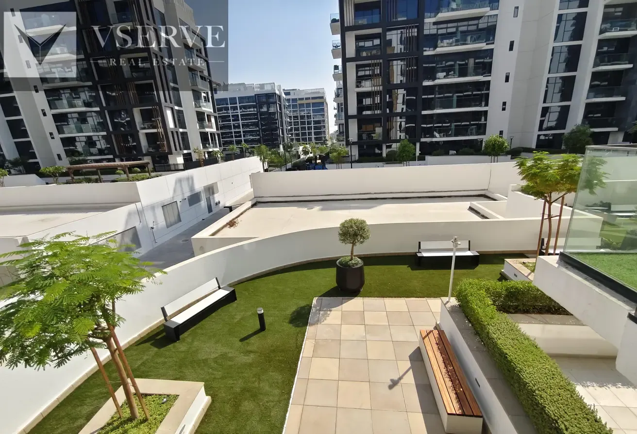 Best Price | 12 Cheques Available | Open View