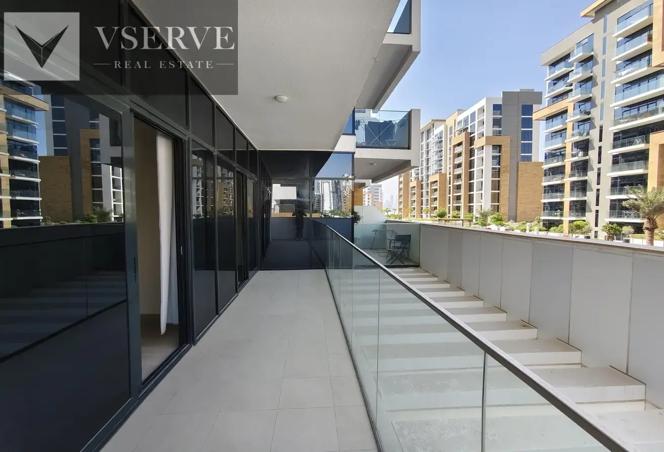 Best Price | 12 Cheques Available | Open View