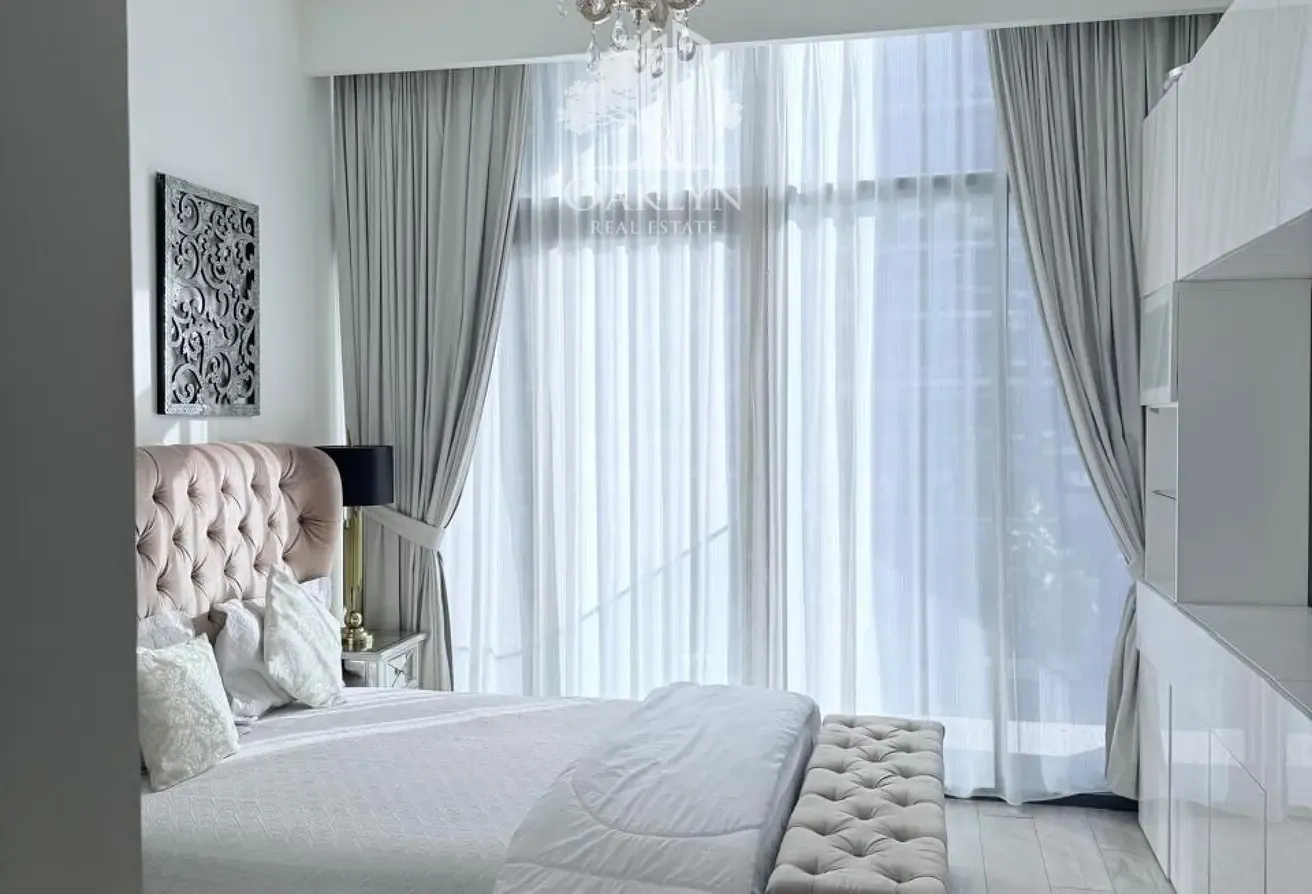 Stylish Studio | Furnished | Flexible Cheques