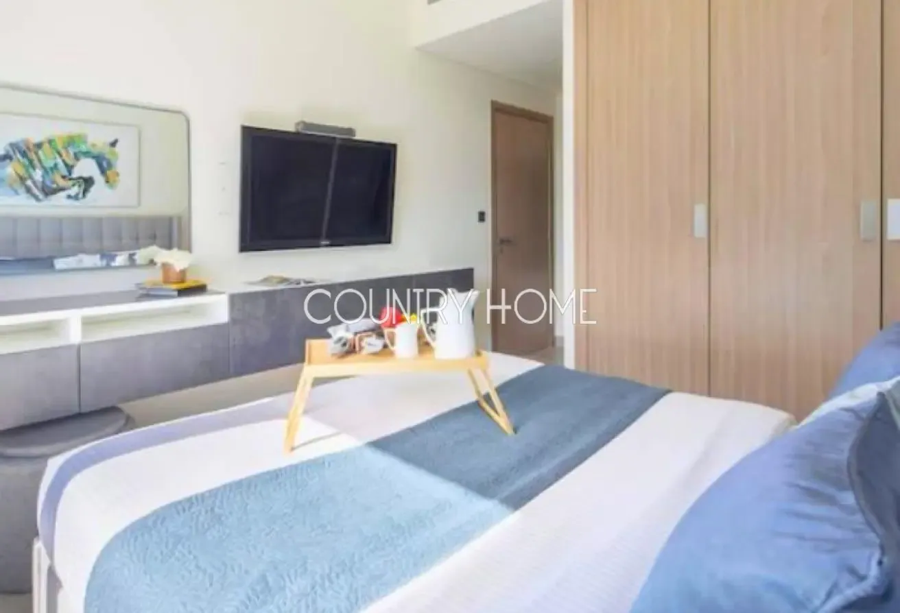 Furnished 1BR | Balcony | Move-In Ready