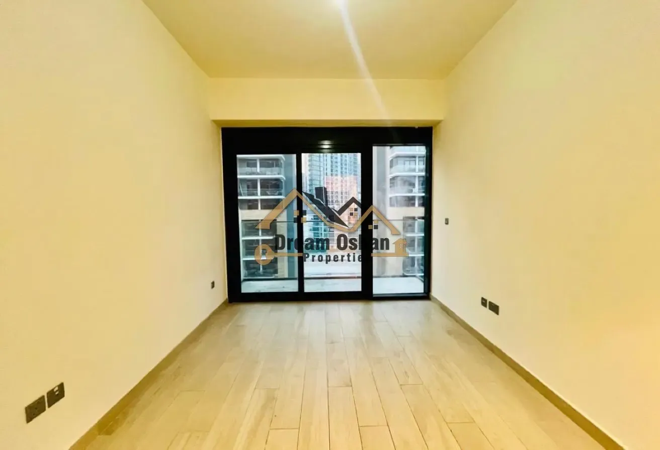 Pool View - High Floor - Multiple Payment - Bright