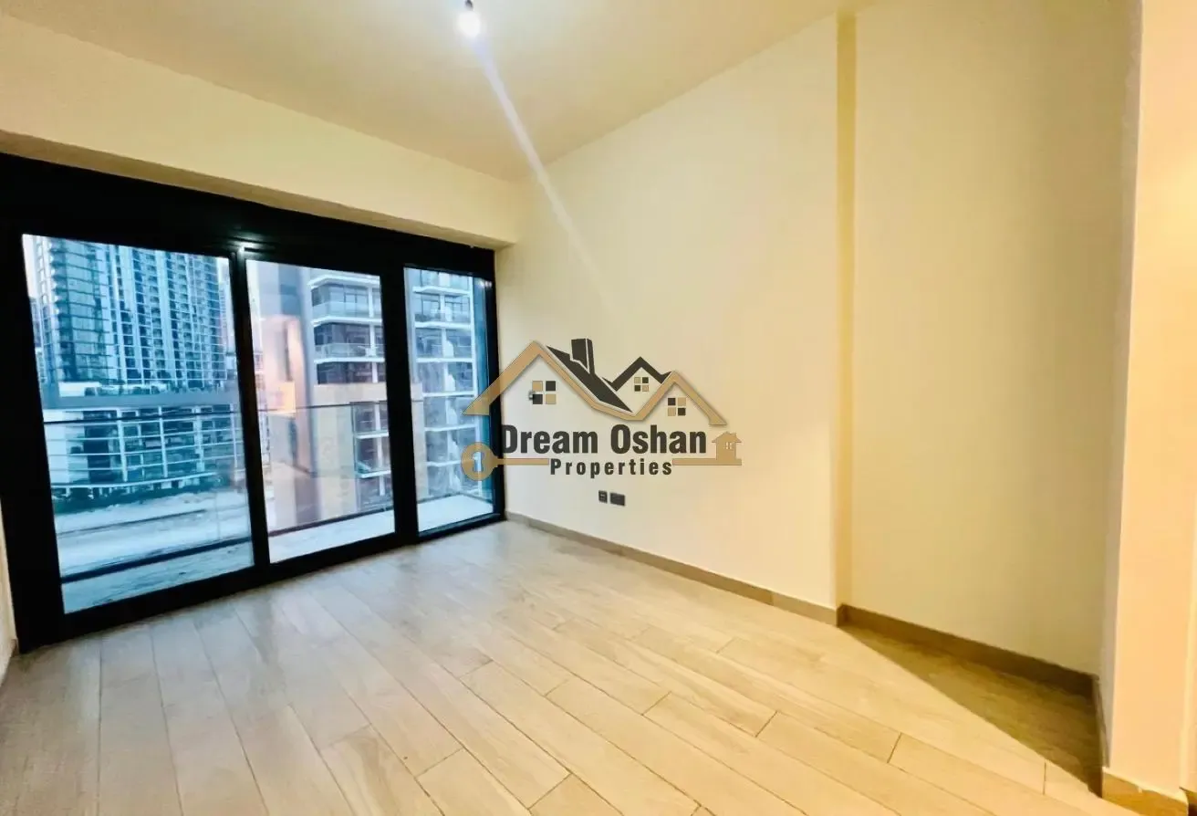 Pool View - High Floor - Multiple Payment - Bright