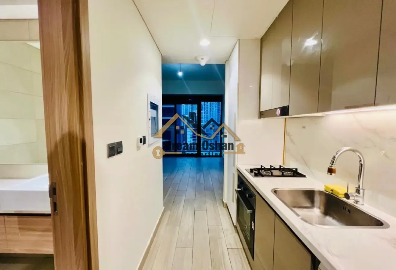 Pool View - High Floor - Multiple Payment - Bright