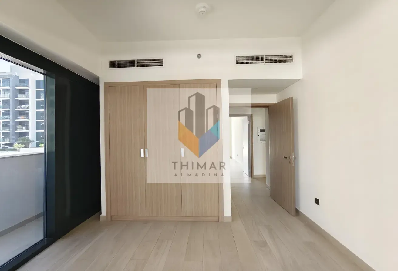 Prime Location | Huge Layout | Ready to Move