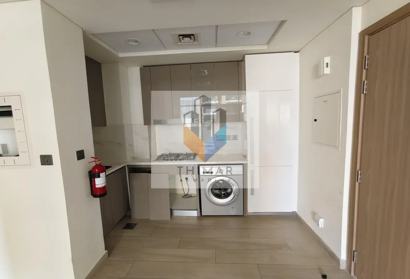 Prime Location | Huge Layout | Ready to Move