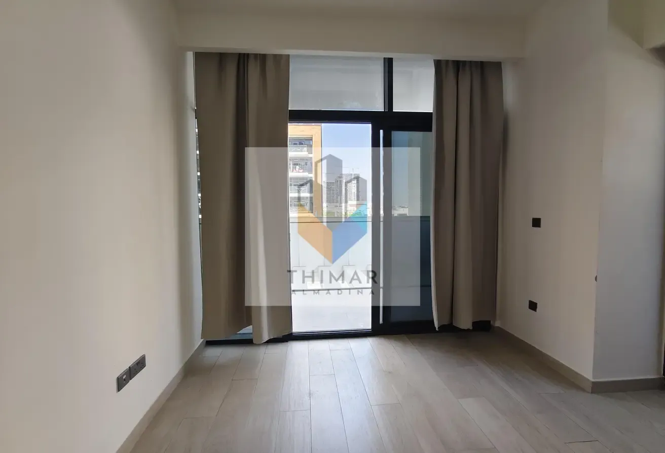 Prime Location | Huge Layout | Ready to Move