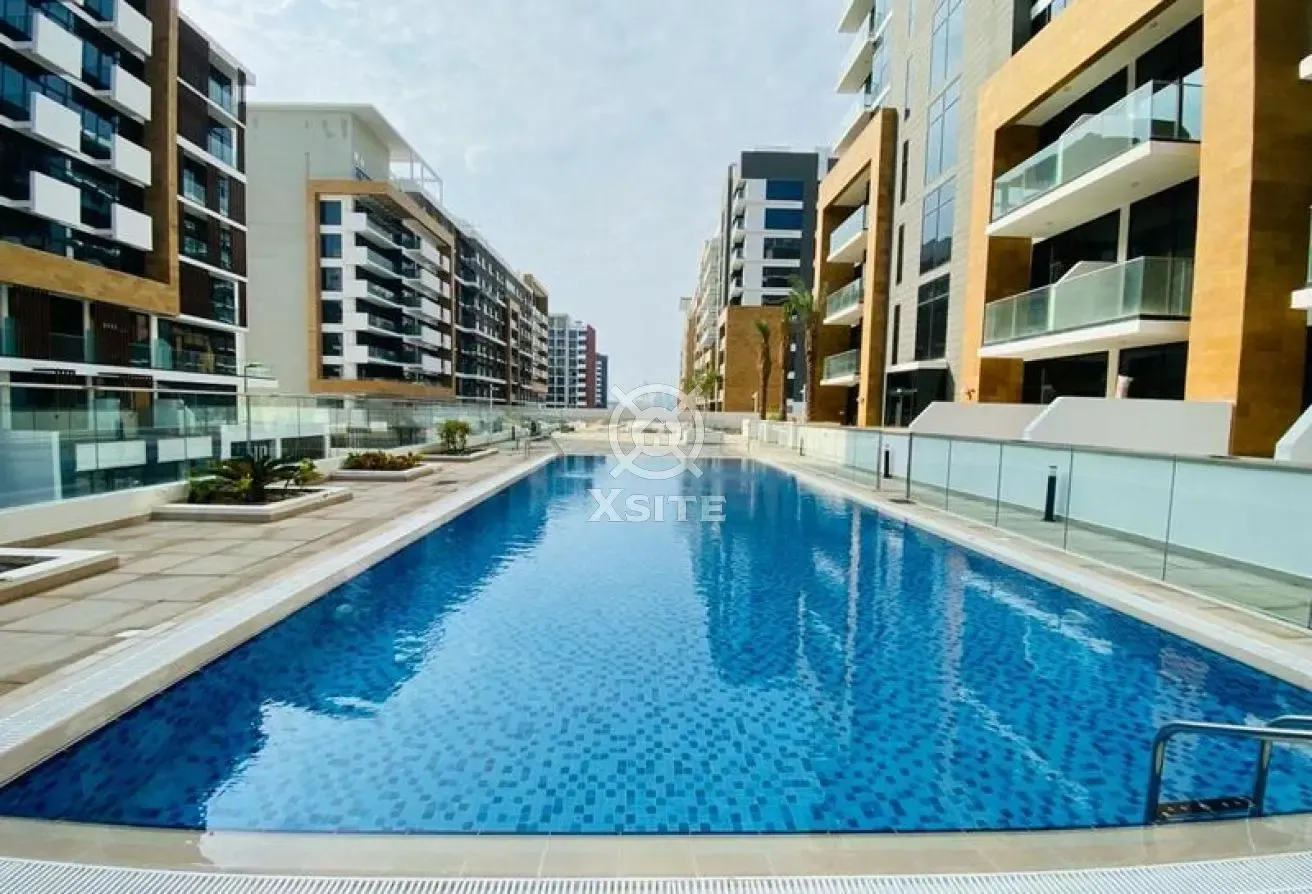 Well Maintained | High Floor | Pool View