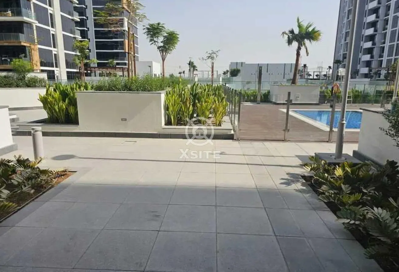Well Maintained | High Floor | Pool View