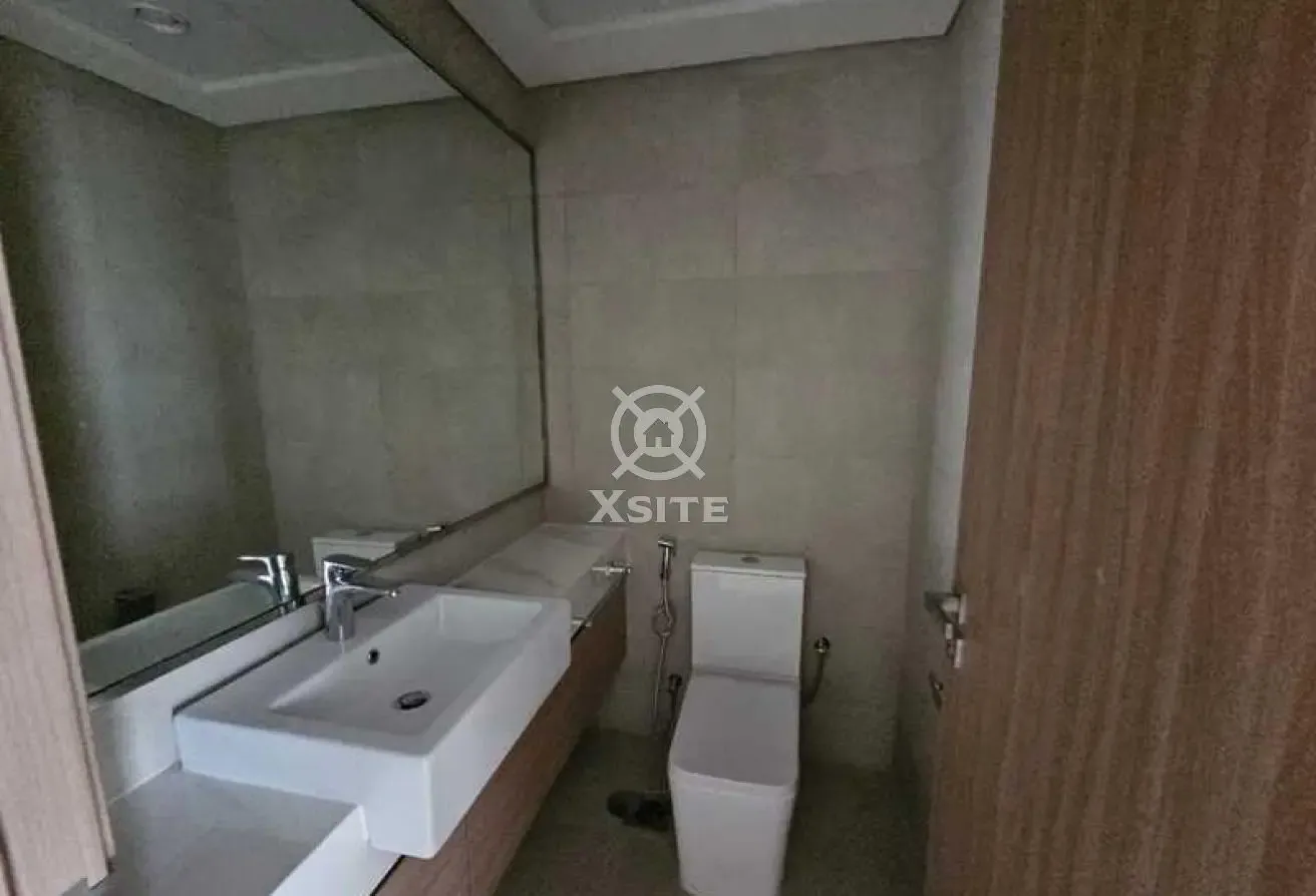 Well-Lit 1 BR | Unfurnished | Pool View