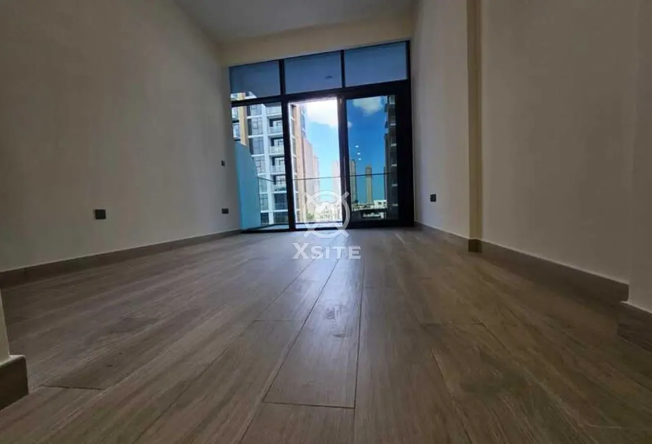 Affordable Studio | Vacant Unit | Pool View