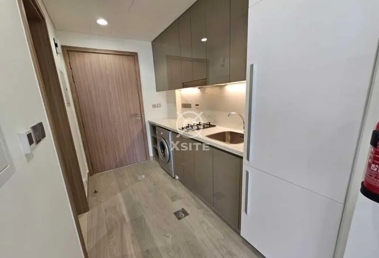 Affordable Studio | Vacant Unit | Pool View