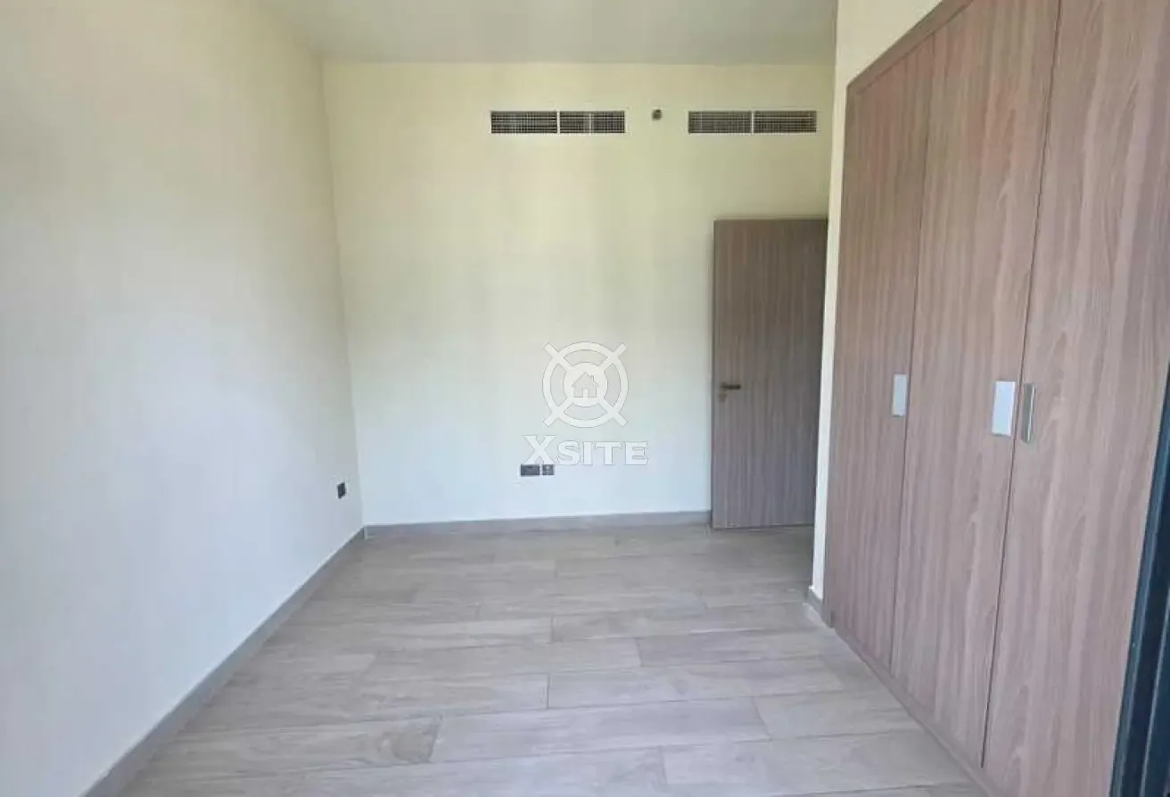 Cozy Living | Vacant Unit | Pool View