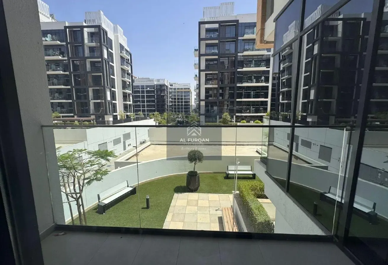 Ready to Move-in | Premium Amenities | Corner Unit
