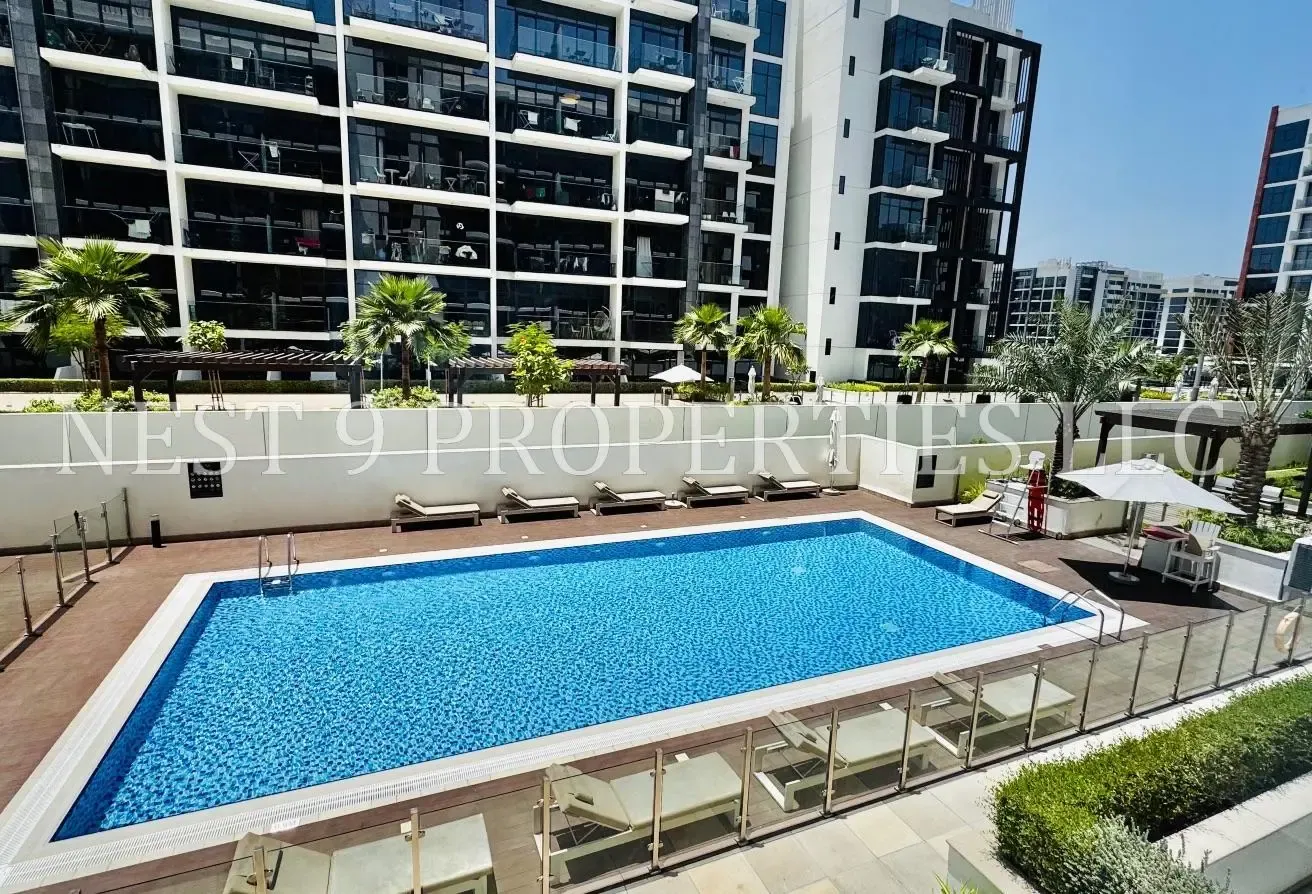 Unfurnished Studio | Fully Fitted Kitchen |
