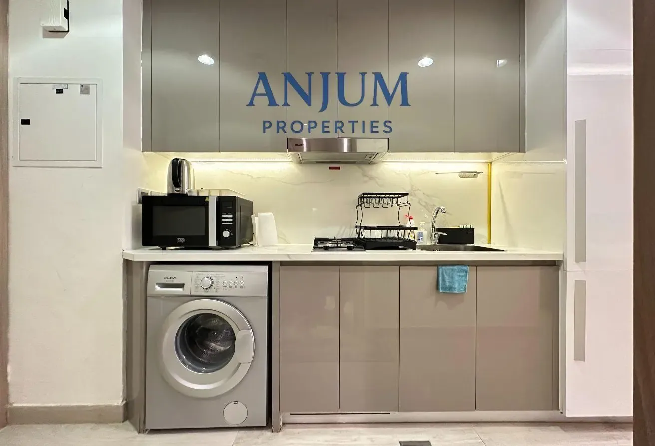 LUXURY FURNISHED | SPACIOUS | 4 CHEQUES