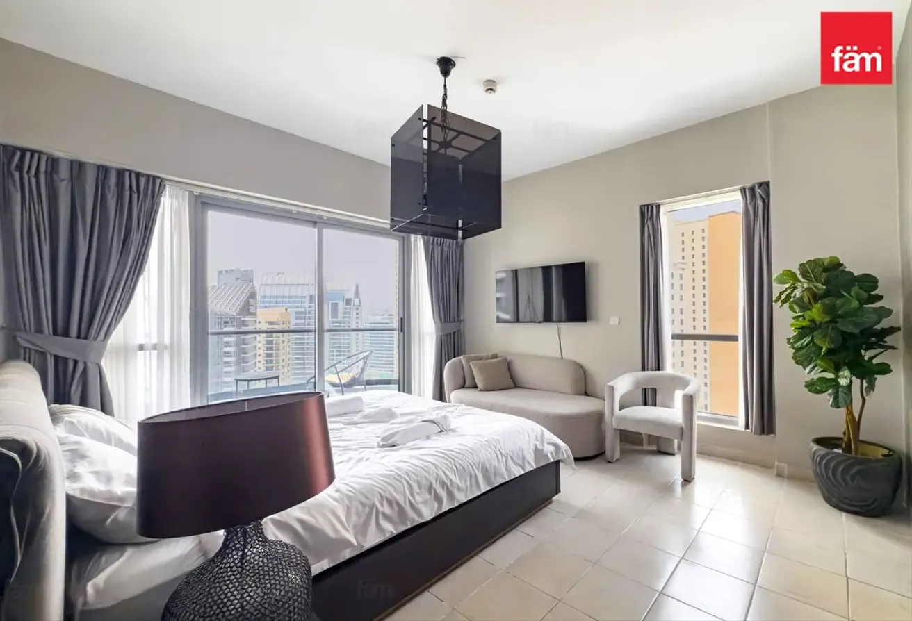 Marina View | Furnished | Vacant