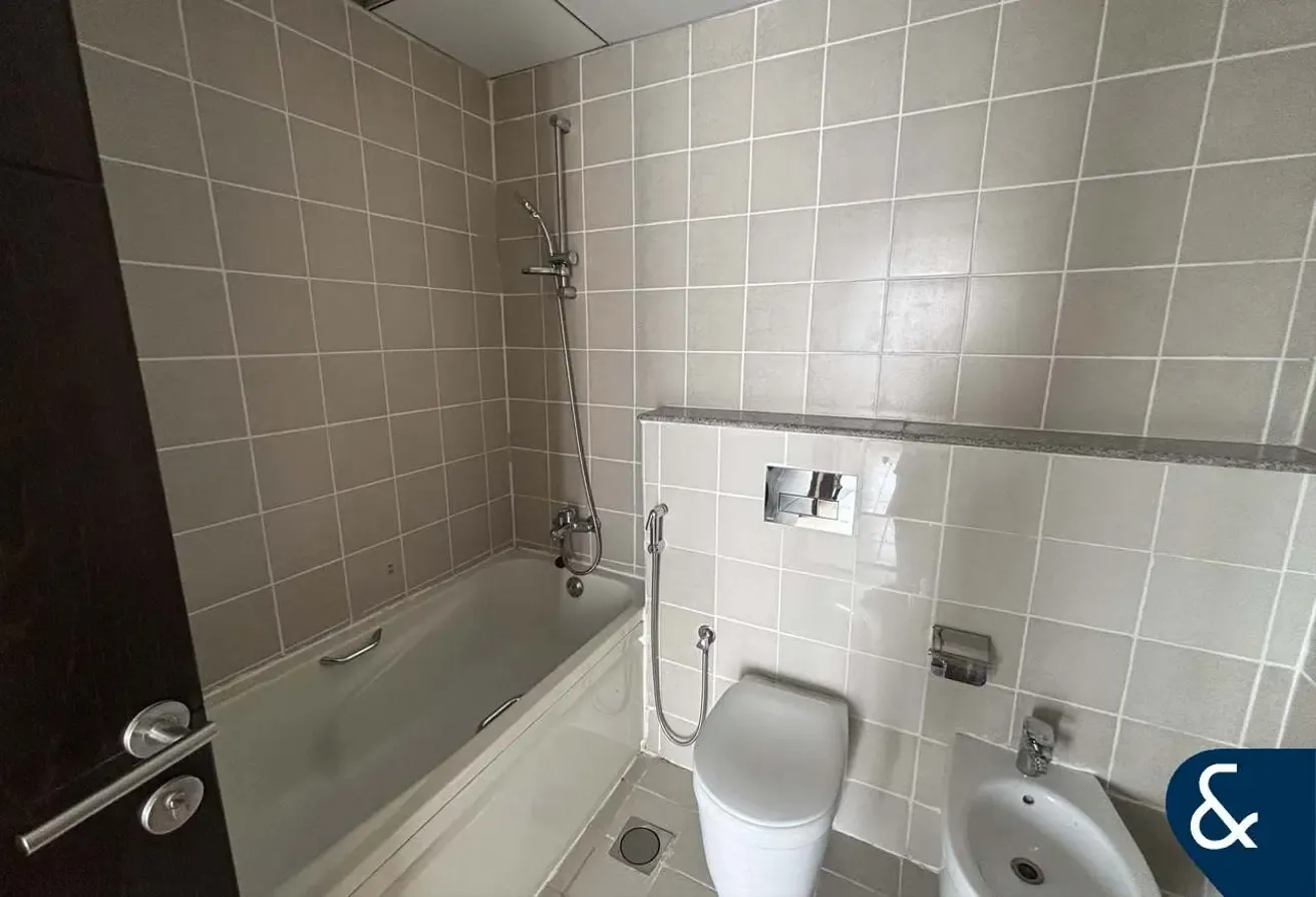 Select | Spacious | Two Bed | Unfurnished